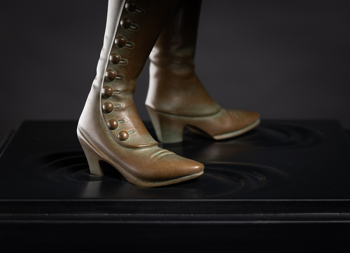 Alice - lapin - bronze - horizontal