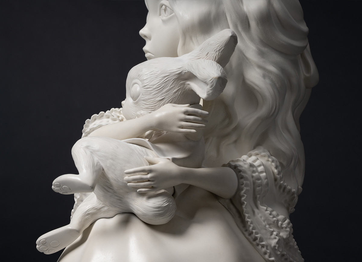 Alice - lapin - porcelaine - horizontal