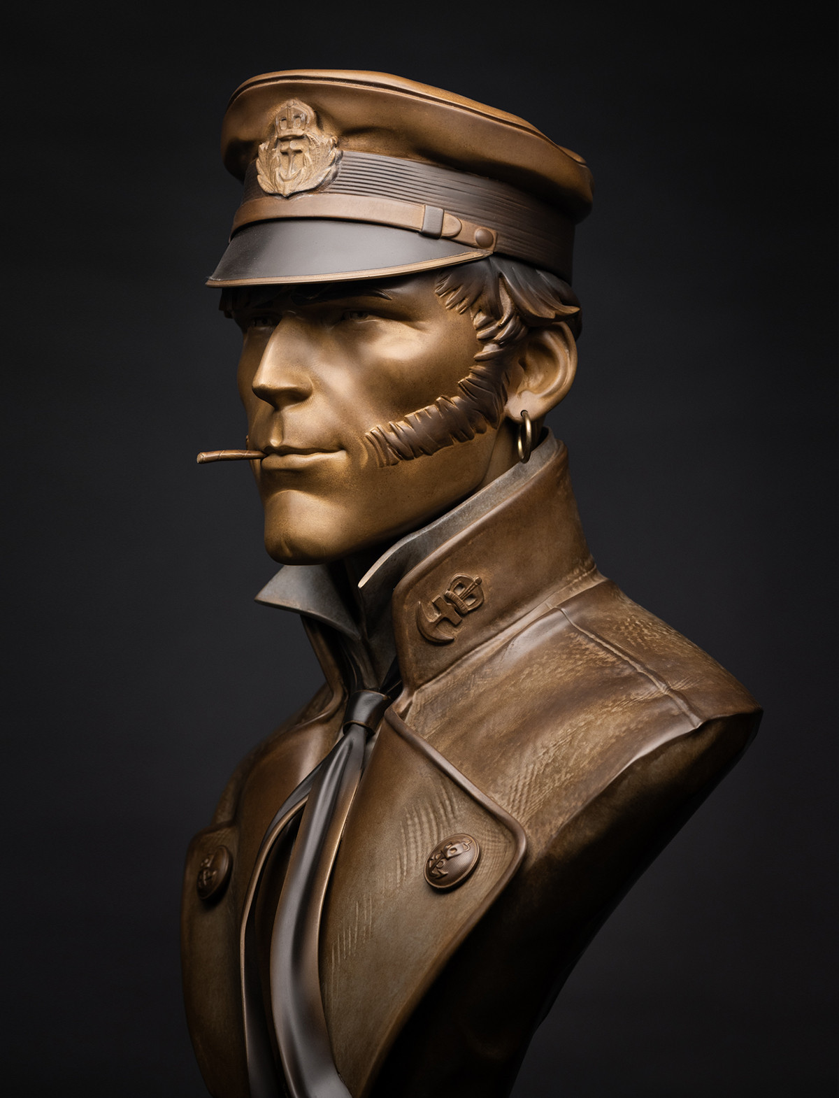 Corto buste bronze -vertical