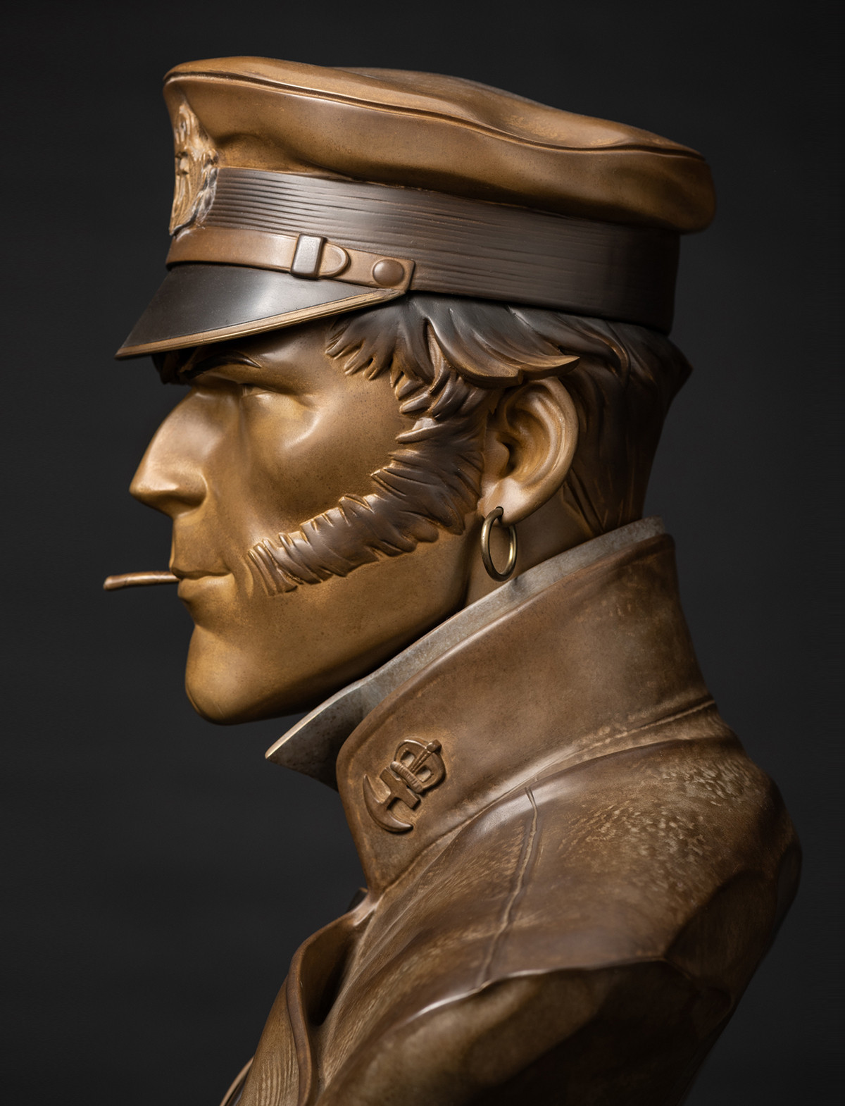 Corto buste bronze -vertical