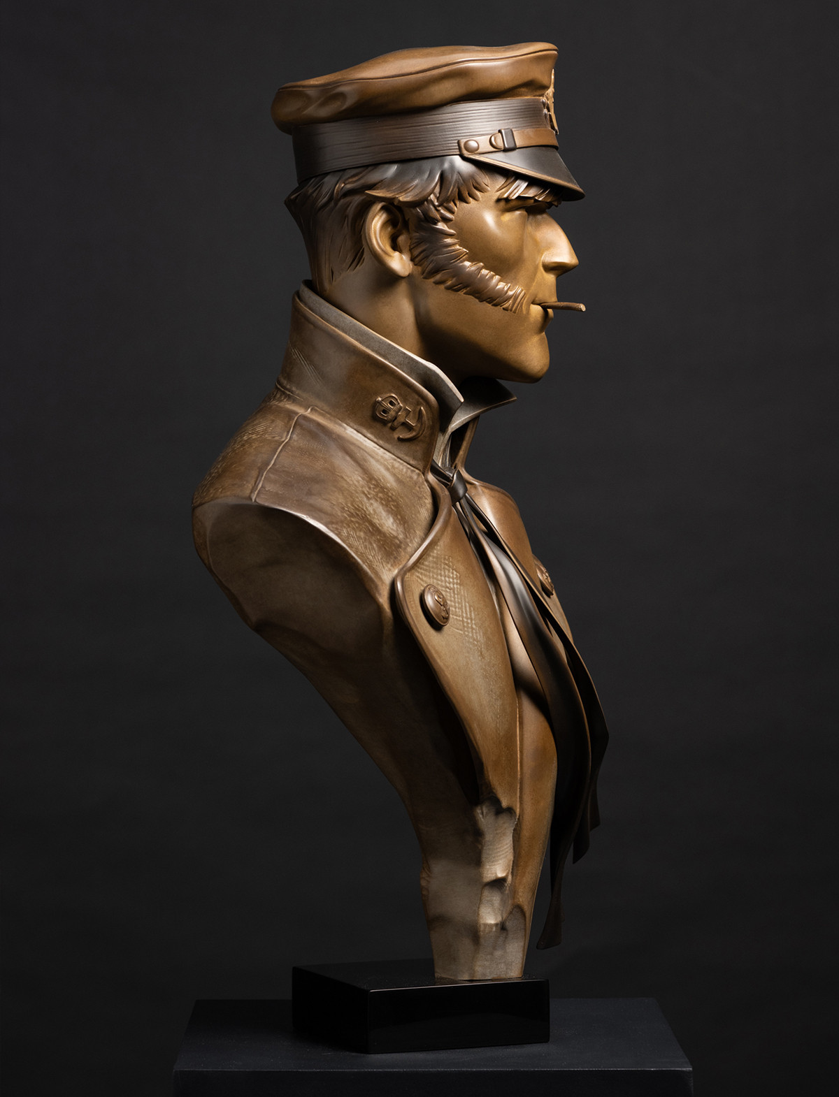 Corto buste bronze -vertical