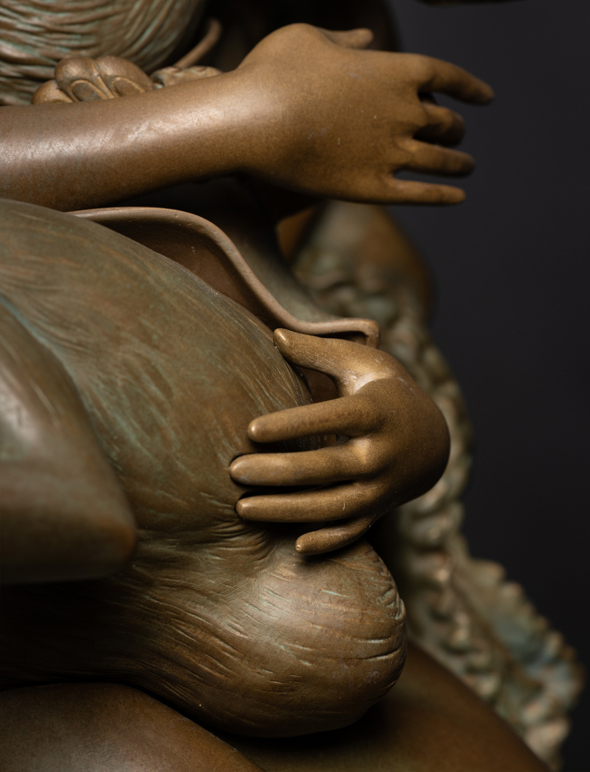 Alice - lapin - bronze - vertical