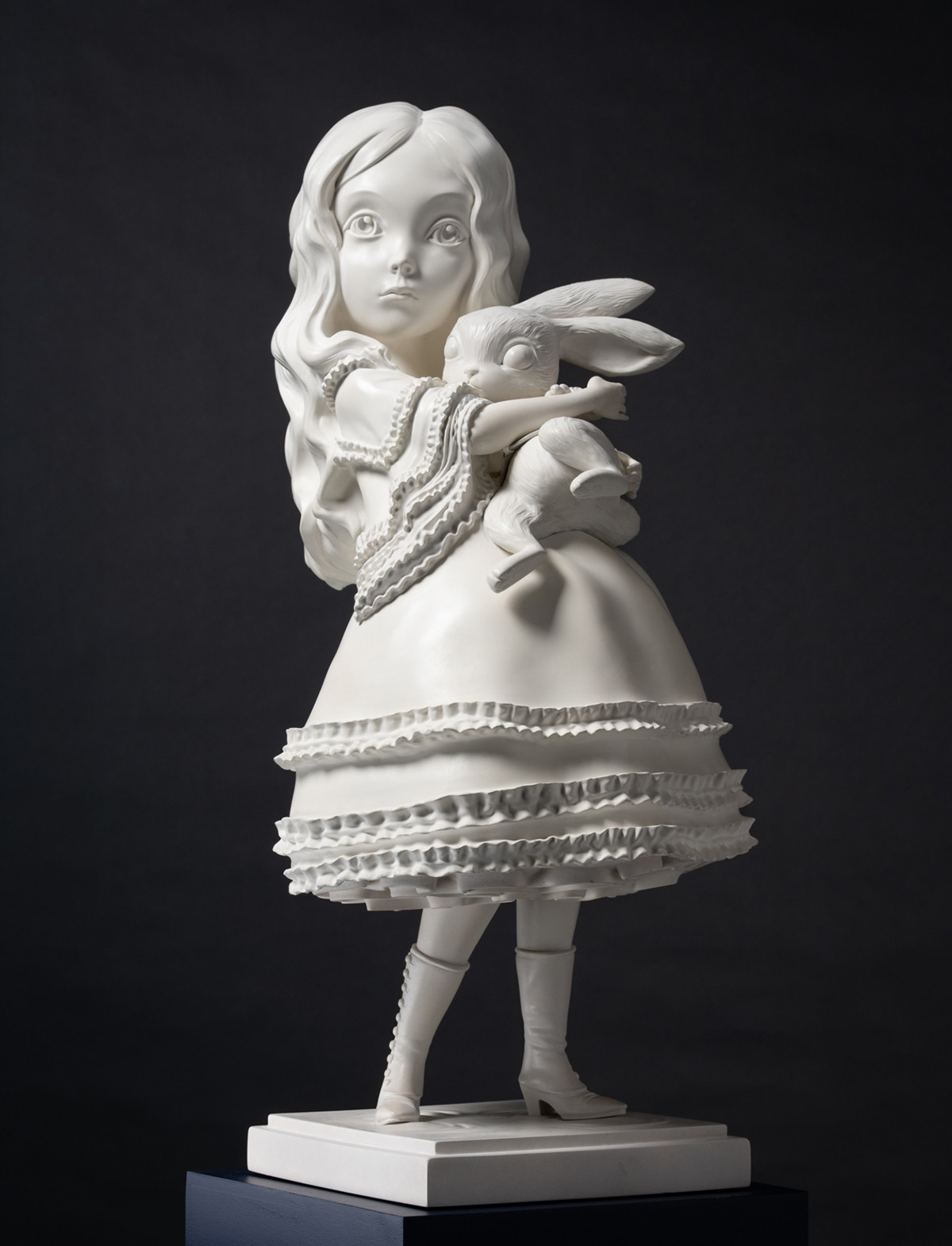Alice - lapin - porcelaine - vertical