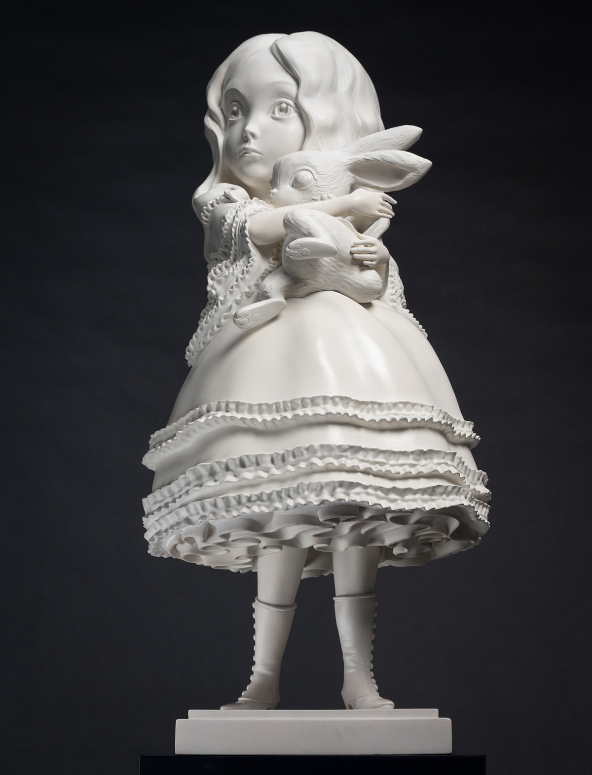Alice - lapin - porcelaine - vertical